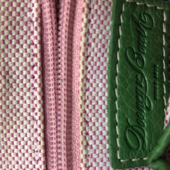 Dooney & Bourke Green Leather Saddle Crossbody Small Flap Snap Closure Bag - Picture 12 of 15